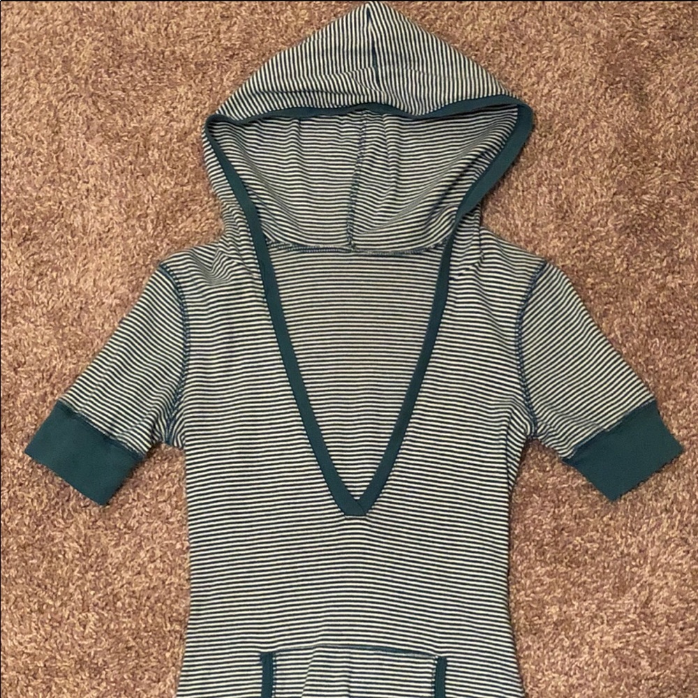 Sea foam green striped quarter sleeve